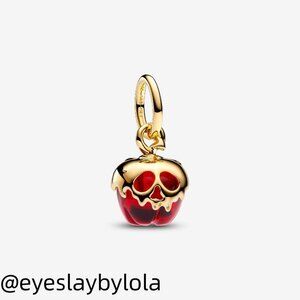 Pandora Disney Villains Evil Queen Apple Dangle Charm